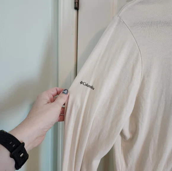 Columbia Hidden Haven Cream Dog Graphic Long Sleeve Tee Size Large - Picture 9 of 12